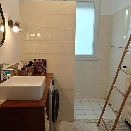 Maison Familiale Tres Spacieuse Avec Jardin, Ping Pong , Baby Foot, Commerces Nyaraló Villedieu-les-Poëles