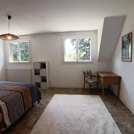 Maison Familiale Tres Spacieuse Avec Jardin, Ping Pong , Baby Foot, Commerces Feriehus