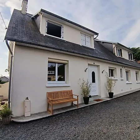 Maison Familiale Tres Spacieuse Avec Jardin, Ping Pong , Baby Foot, Commerces Feriehus